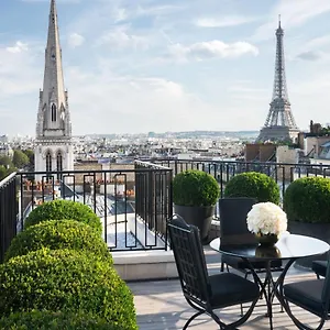 Four Seasons George V 5*, Paris Frankrig
