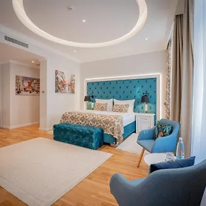 מלון Golden Key Boutique קרלובי וארי